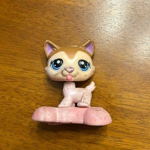 AUTHENTIC LPS McDonalds Happy Meal Dog 2010